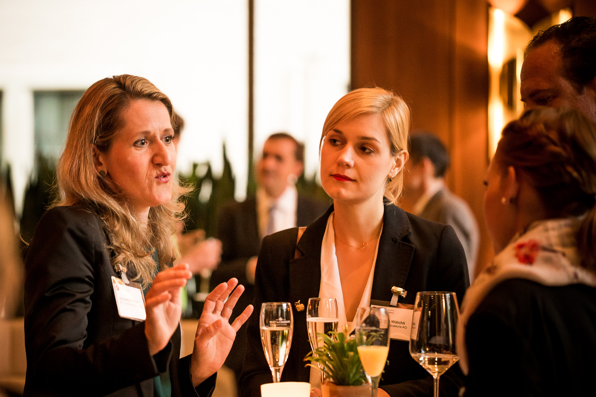 Export x3 1DX 8431 IRF Cocktail Event 2014